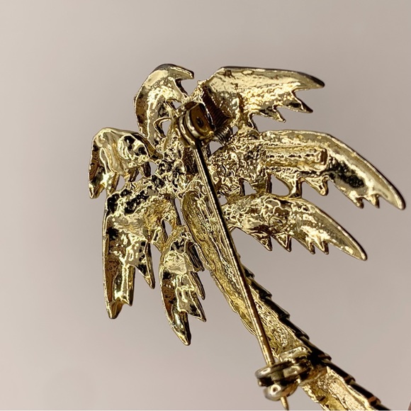 Vintage gold tone palm tree brooch with rhinestone accents - Picture 4 of 8